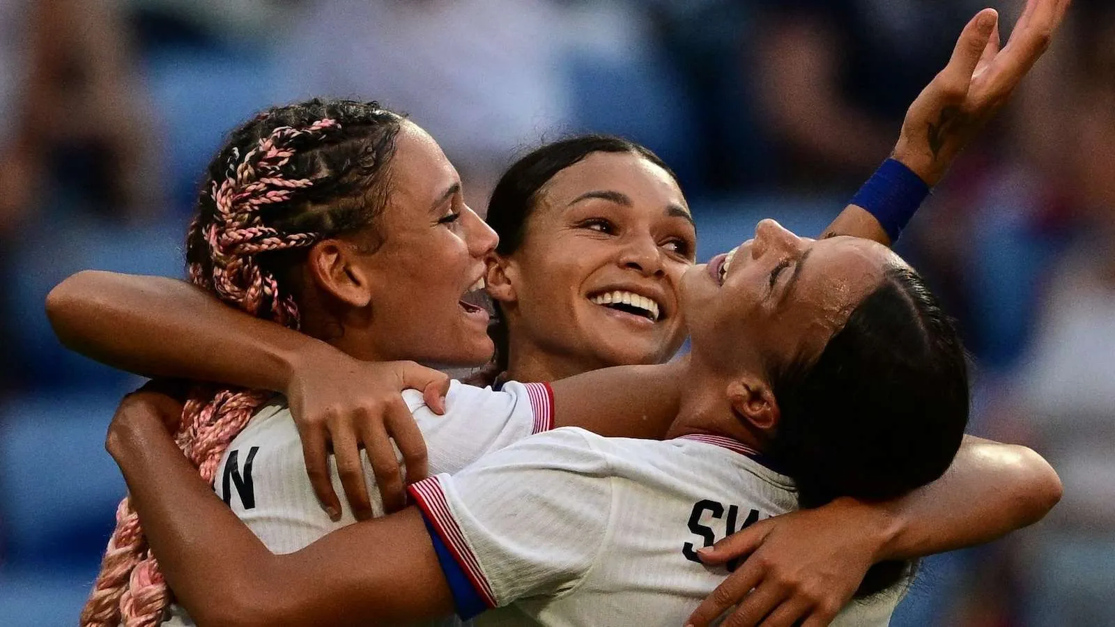 Exciting Matchup at Wembley: USWNT Star Says Goodbye as England's New Talents Debut