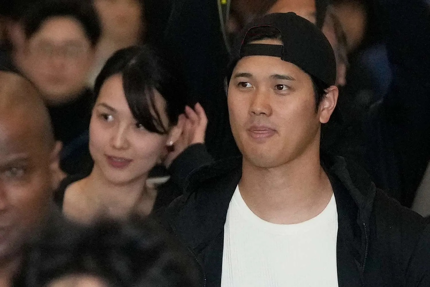 Baseball Star Shohei Ohtani and Wife Light Up Lakers Game with Surprise Visit