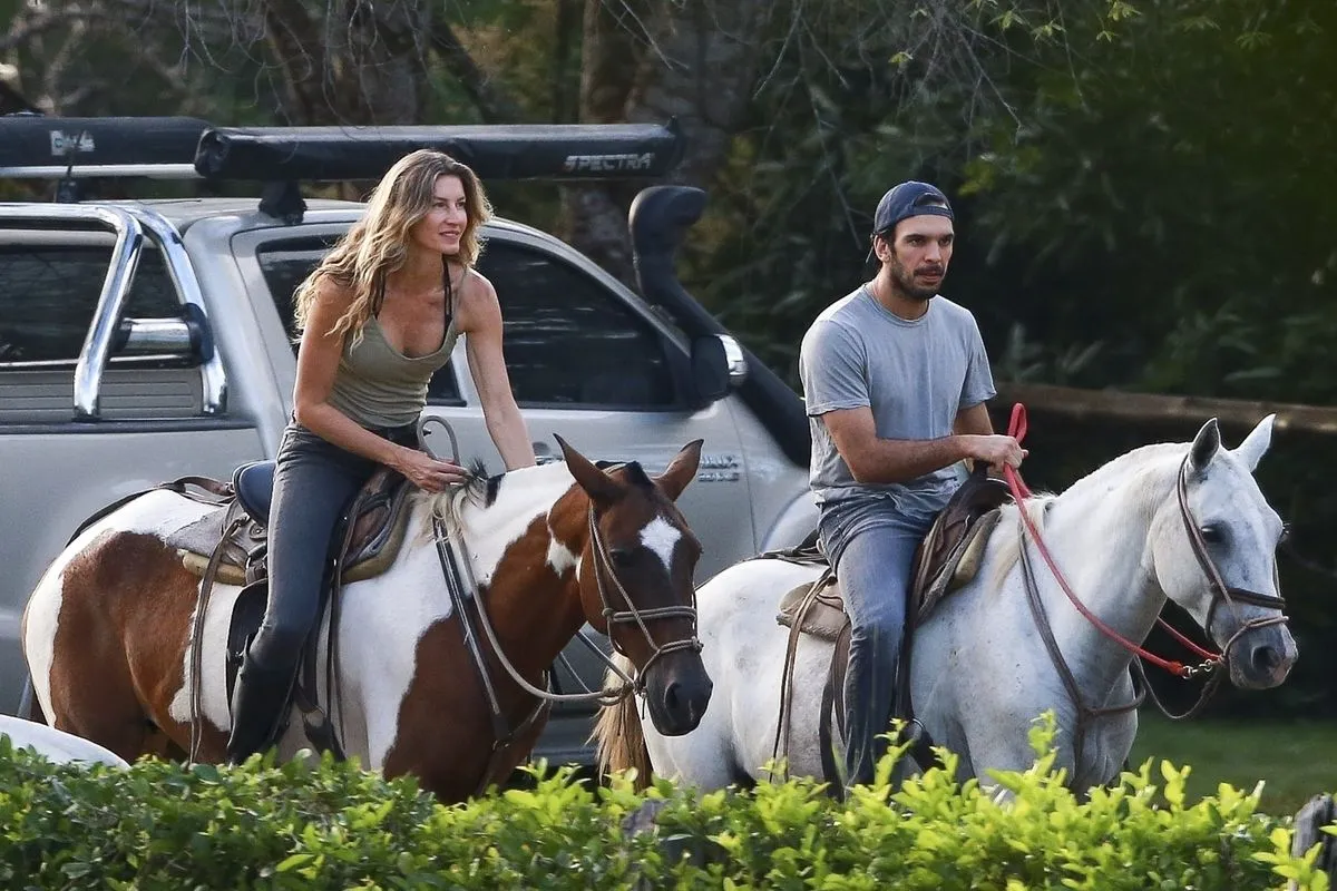 Gisele Bündchen and New Boyfriend Joaquim Valente Share Baby Joy and Beach Day in Costa Rica