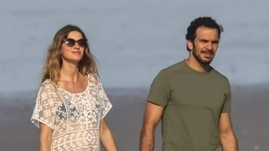 Gisele Bündchen and New Boyfriend Joaquim Valente Share Baby Joy and Beach Day in Costa Rica