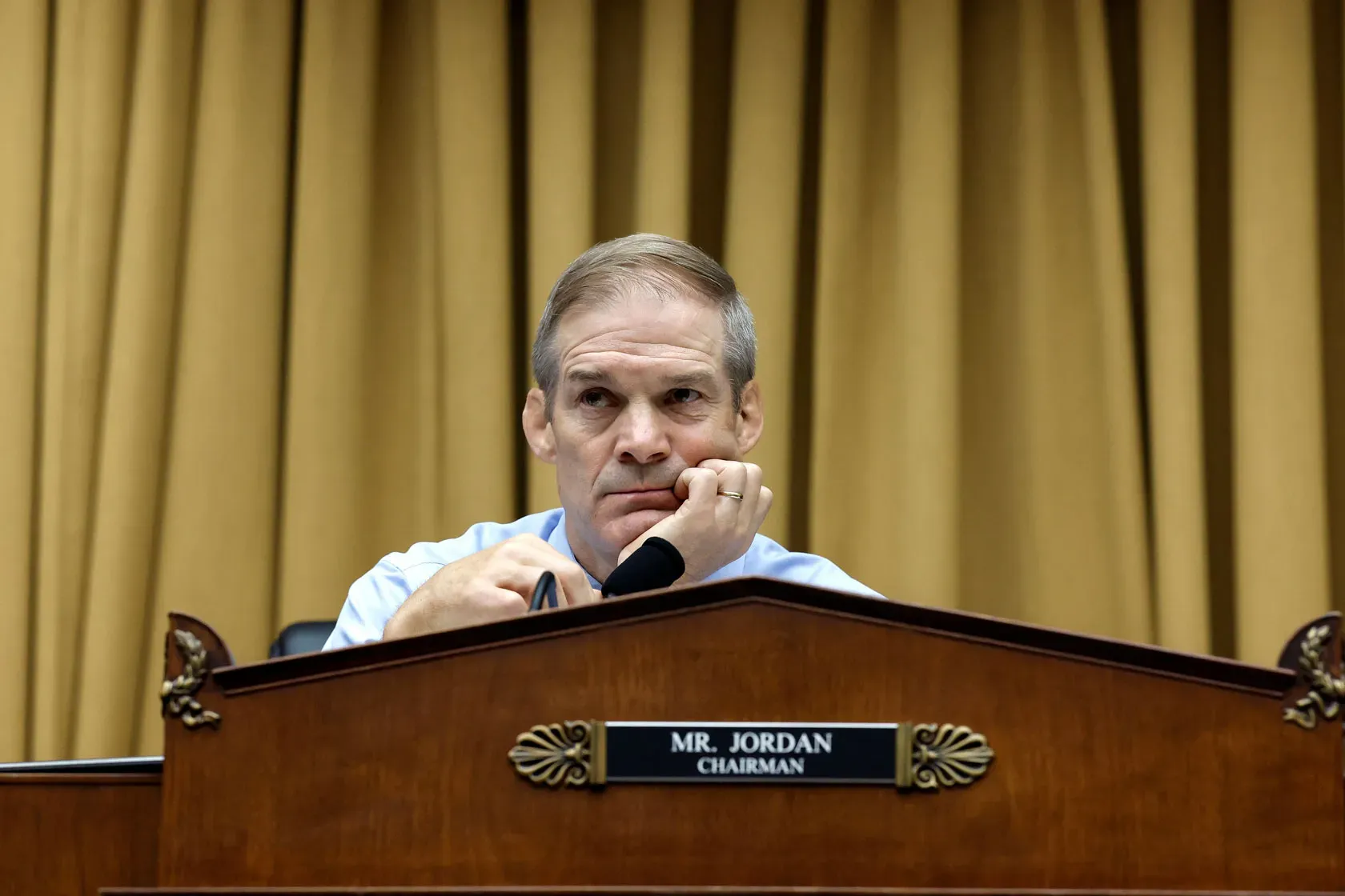 Read more about the article House Chairman Jim Jordan Sets Ultimatum for Trump Case Documents: What’s at Stake for the Legal Showdown?