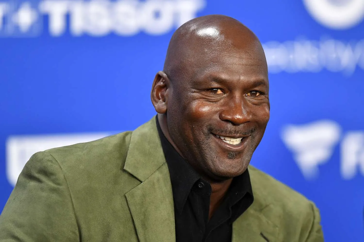 Michael Jordan's Highland Park Mansion Sells for $9.5 Million After 11 Years on Market