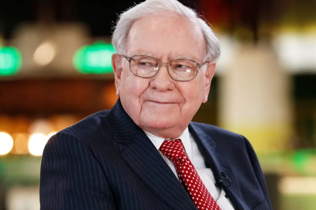 Warren Buffett Points Out Donald Trump's Big Business Mistakes: Key Lessons for Young Investors