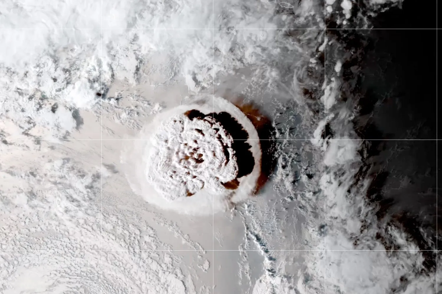 Massive Underwater Volcano Near Oregon Could Erupt Soon, Scientists Say the ‘Balloon Is About to Burst