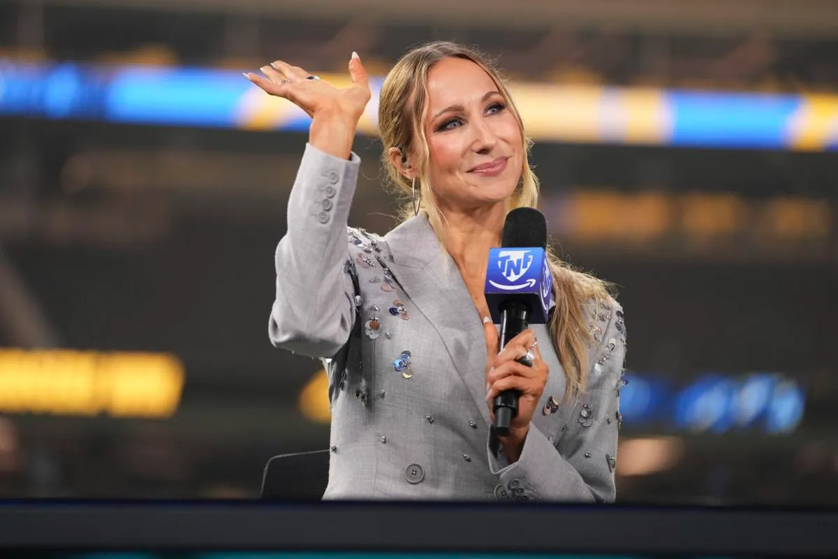 Nikki Glaser Brings Fresh Humor to Golden Globes 2025 as First Solo Female Host