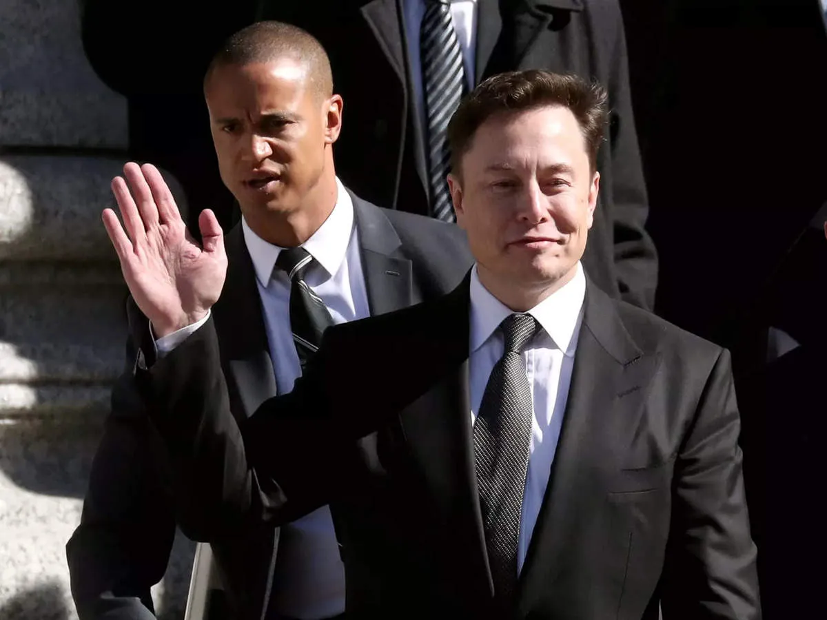 Tesla Stock Surges Unexpectedly Despite Earnings Miss—Elon Musk’s Big Promises Keep Investors Hooked