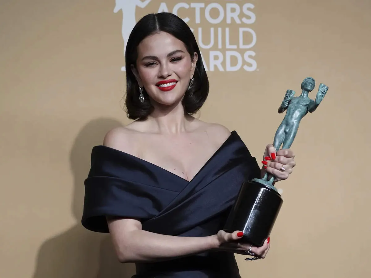 Selena Gomez Wins Big: Her Surprising First SAG Award Victory in Comedy Series Shakes Up Hollywood