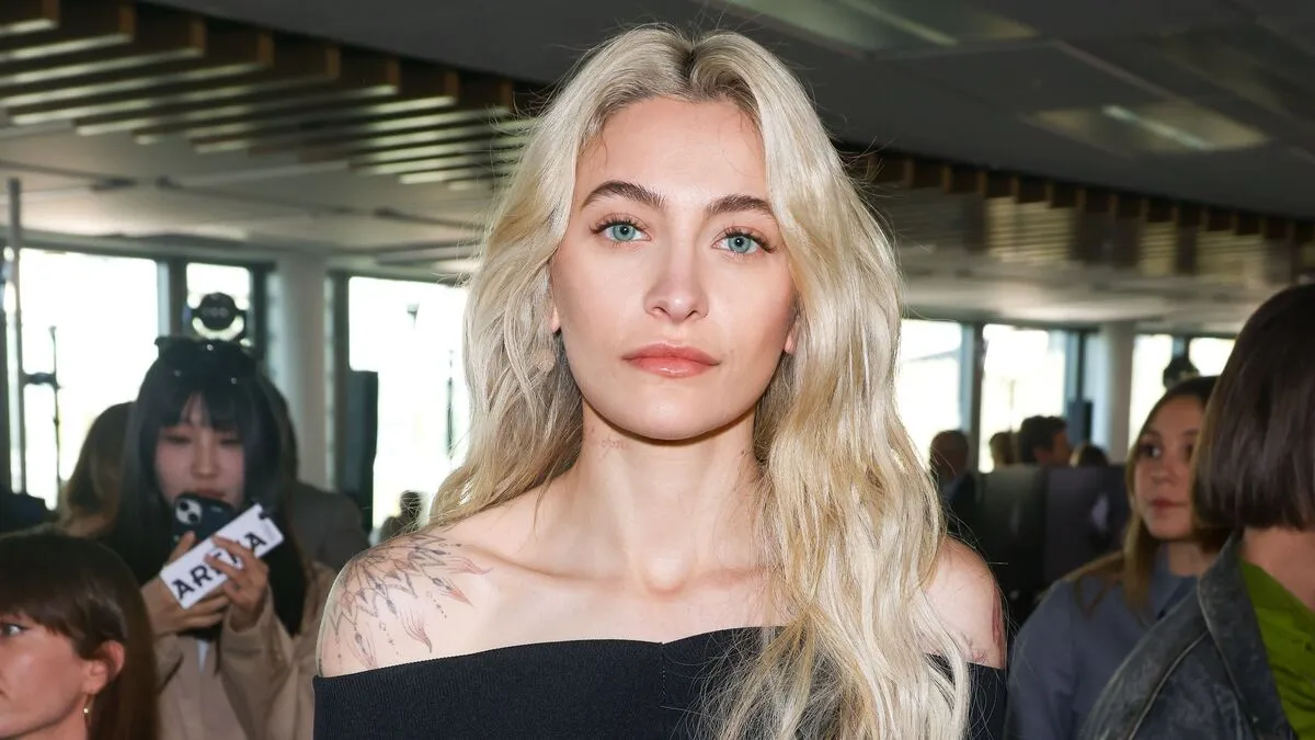 Read more about the article Paris Jackson Defies Fashion Critics with Her Sheer Dress at Stella McCartney’s Show – Celebrating Body Positivity in Style