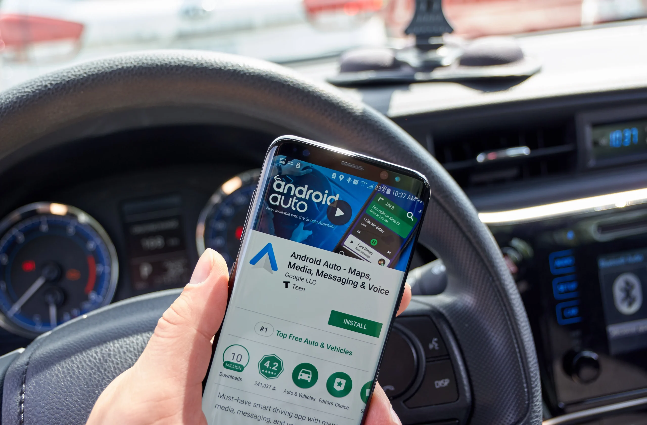 Android Auto Prepares To Let You Wear Smart Glasses While Driving (APK Teardown)